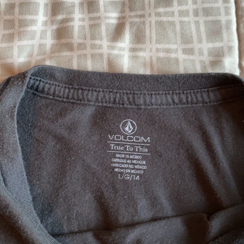 Volcom tee - Picture 5 of 5